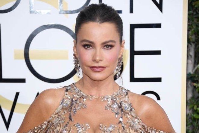 Ayol mushukining shaxsiy fotosurati