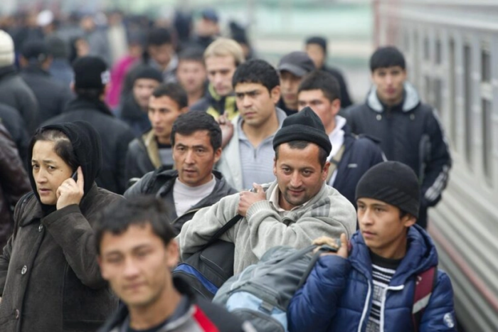 7000 дан ортиқ хорижлик мигрантлар иммиграция қонунчилигини бузгани учун Россиядан чиқариб юборилади