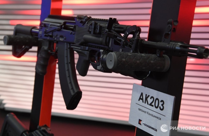 Rosoboroneksport Hindistonda AK-203 avtomatlarini ishlab chiqarish boshlanganini e’lon qildi