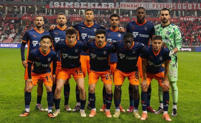 Туркия чемпионати. Шомуродовнинг гол ва ассисти «Башакшеҳир» «Самсунспор»га қарши ўйинда ишончли ғалаба тақдим этди