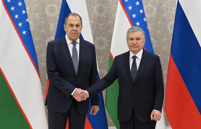 Sergey Lavrov Shavkat Mirziyoyevga Putinning salomini yetkazdi
