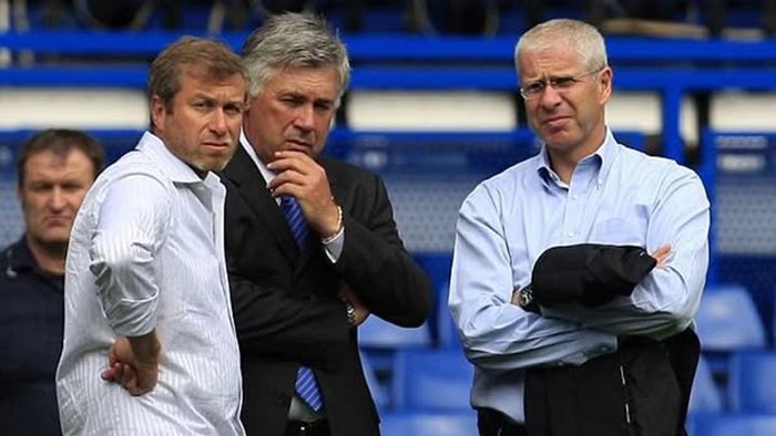 Анчелотти 14 йил олдин Абрамович қандай қилиб уни «Челси»дан истеъфога чиқарганини айтди