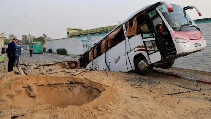 BBC: Isroilning G‘azodagi shifoxonaga uyushtirgan havo hujumi oqibatida kamida 28 kishi halok bo‘ldi va o‘nlab odamlar jarohatlandi