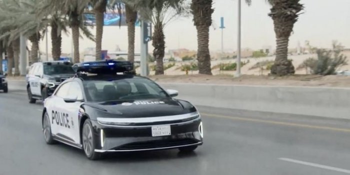 Polisiya uchun Lucid Air elektromobilining maxsus versiyasini ko‘rsatdi Polisiya uchun Lucid Air elektromobilining maxsus versiyasini ko‘rsatdi