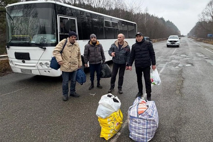 Украина 14 нафар гаровга олинганларни Россияга топширди