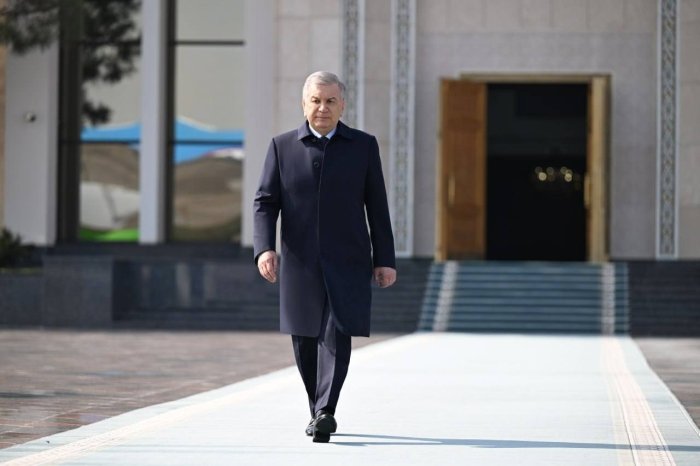 O‘zbekiston Prezidenti Parijga jo‘nab ketdi