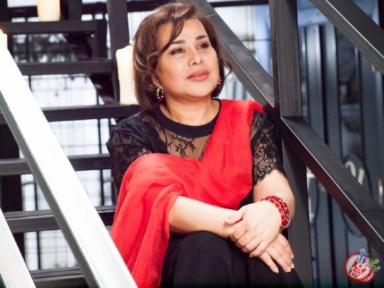 Ginnes rekordlar kitobi mutaxassislari Yulduz Usmonova repertuariga nazar solmoqda