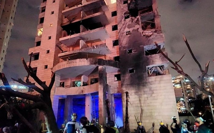 Yaman hutiylari Isroilga ballistik raketa bilan hujum qilishga urinmoqda Yaman hutiylari Isroilga ballistik raketa bilan hujum qilishga urinmoqda