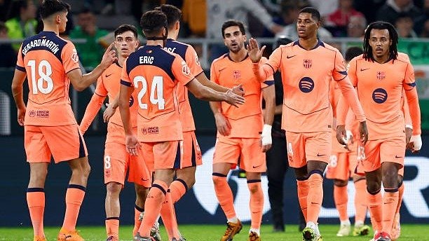 "Барселона" Испанияда якка пешқадамга айланиб олди