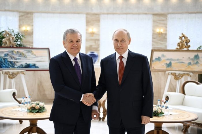 Shavkat Mirziyoyev Putin bilan uchrashdi Shavkat Mirziyoyev Putin bilan uchrashdi