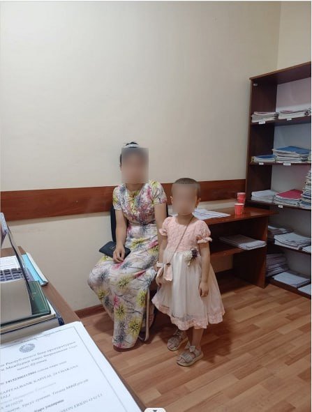 Toyloqda qizaloq ona tarbiyasiga olib berildi