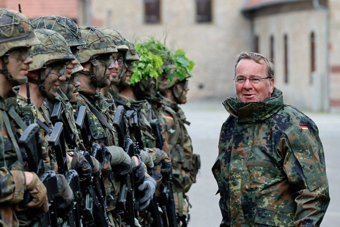 Германияда Қуролли кучлар сони 12 йилдан бери илк бор кескин ошди
