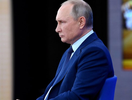 Путин: Москва Украина бўйича мулоқотга очиқ