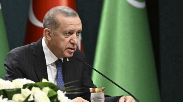 Erdog‘an «Turkmaniston faxriy oqsoqoli» unvoni bilan taqdirlandi