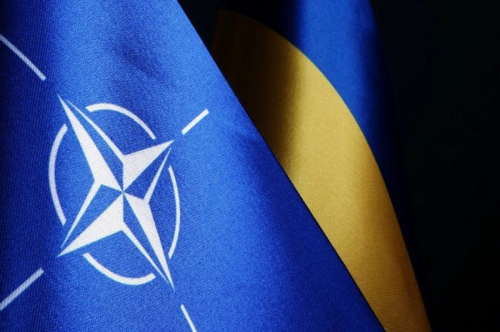 Украина NATO'нинг Гаагадаги саммитига таклиф этилган