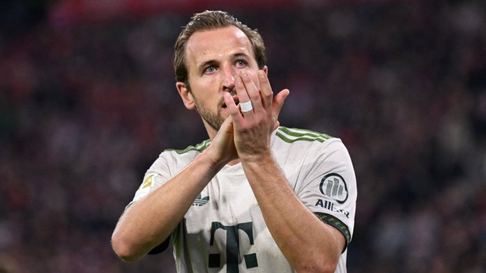 "Барселона" Левандовскига ўринбосар изламоқда: "Бавария" юлдузи каталонияликларнинг трансфер рўйхатида