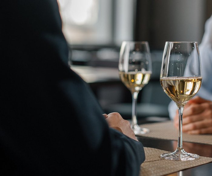 Alkogol va salomatlik: Alkogol ishlab chiqaruvchilar JSST bilan bahs yuritmoqda