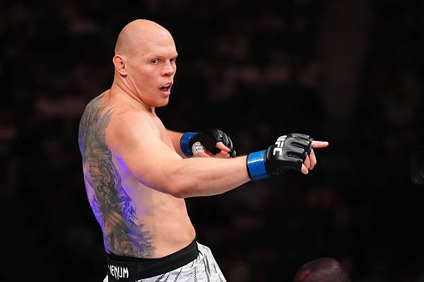 Hamyurtimiz UFC reytingida kuchli o‘nlikka kirdi