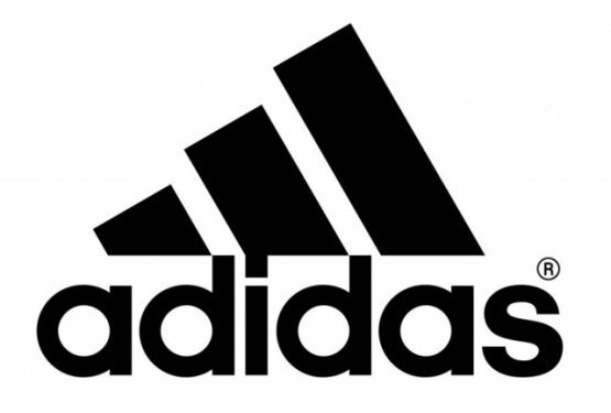 Adidas “Барселона” футболчиси билан судлашмоқчи