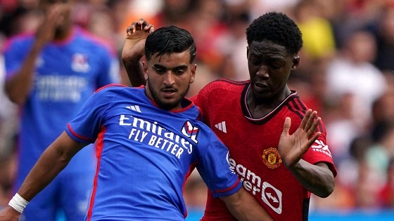 Rus osmirlar porno Jinsiy olatni egri massaj qilish