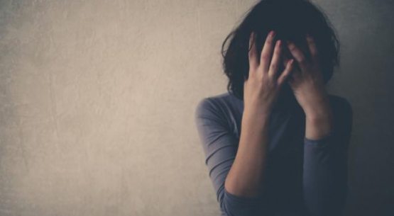 Topiqdagi seksual ayollar oyoqlari