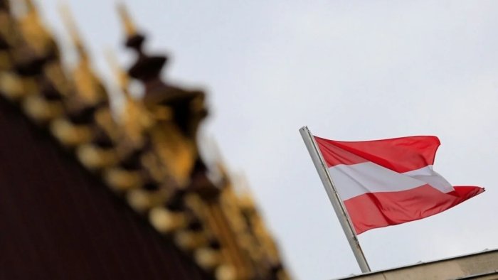 Австрия АҚШнинг талабига биноан Эрон Атом энергияси ташкилоти раҳбарини мамлакатга киришига рухсат бермади