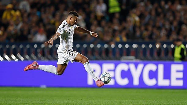 Мбаппега етадиган топилмаяпти