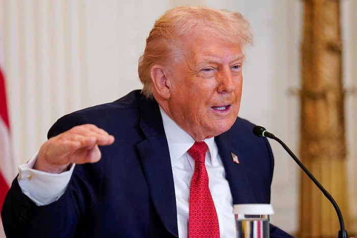 Трамп: "АҚШ тез орада гиёҳванд моддалар савдосига қарши ер усти операцияларини бошлайди"