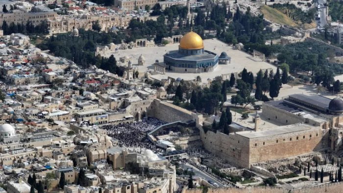 Yahudiy ko‘chmanchilari Al-Aqso masjidiga bostirib kirdi