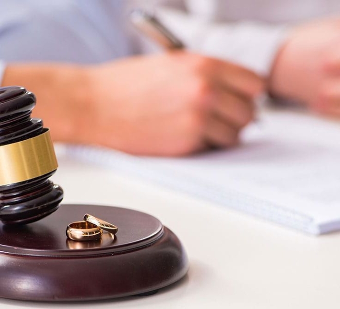 ER-XOTINDAN BIRI BO‘LMAGAN HOLLARDA SUD TOMONIDAN NIKOHDAN AJRATISh MUMKINMI?