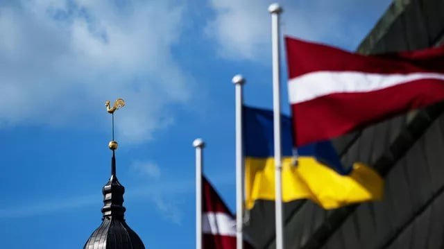Латвия ТИВ Россиялик дипломатни «персона нон грата» деб эълон қилди