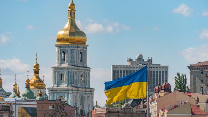 Еврокомиссия Иттифоқ давлатларидан Украинани «хавфсиз давлат» мақомидан чиқаришни сўради