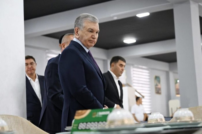 Президент Янги Наманган туманидаги навбатдаги лойиҳалар билан танишди