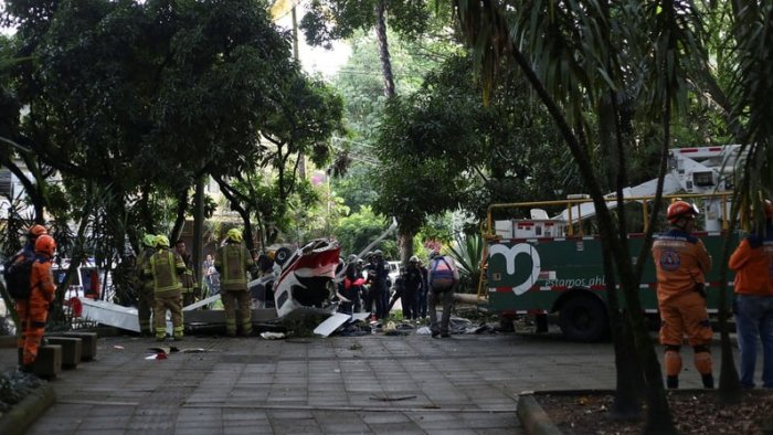 Argentinadagi havo festivali vaqtida samolyot halokatga uchradi, qurbonlar bor