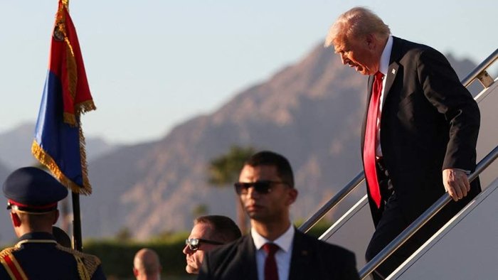 Porno cunnilingus yuziga sakrab chiqdi