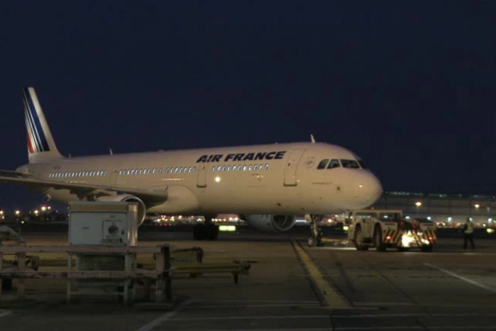 Дунёнинг энг йирик авиакомпаниялари Airbus самолётларидаги муаммолар туфайли кечикишлар ҳақида хабар беришмоқда