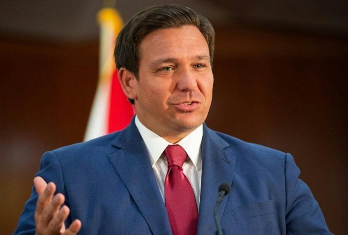  Tramp sobiq raqibi Ron Desantis nomzodini Pentagon rahbari lavozimiga ko‘rib chiqmoqda — The Wall Street Journal 