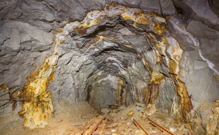 Toshkent viloyatida ham 2 tonna oltin zaxirasiga ega bo‘lgan kon sotildi