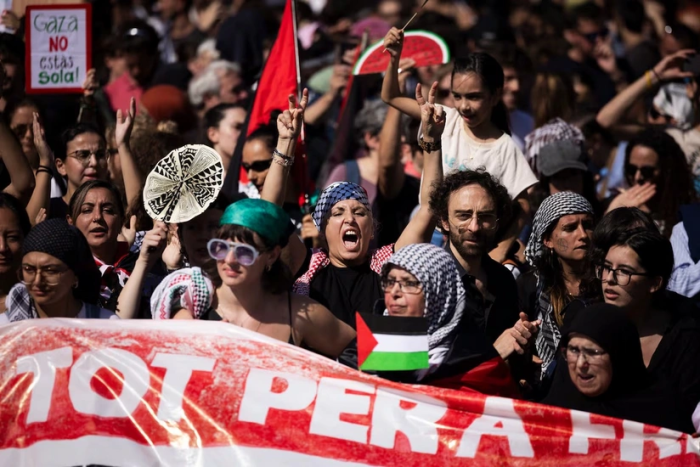 Ispaniya bo‘ylab 200 mingga yaqin odam falastinliklarni qo‘llab-quvvatlash uchun namoyish o‘tkazdi