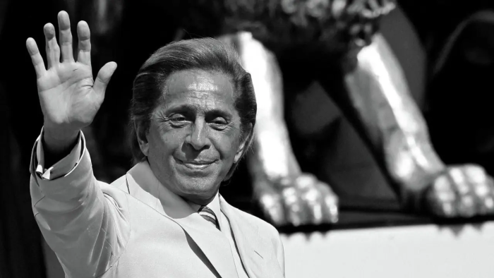 Римда мода оламининг “сўнгги императори” Валентино билан сўнгги видолашув бўлиб ўтди