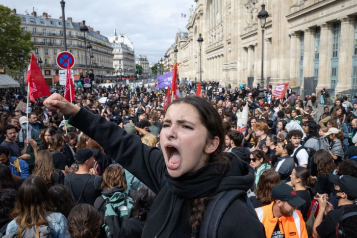 Fransiyadagi namoyishlarda hibsga olinganlar soni 521 nafarga yetdi