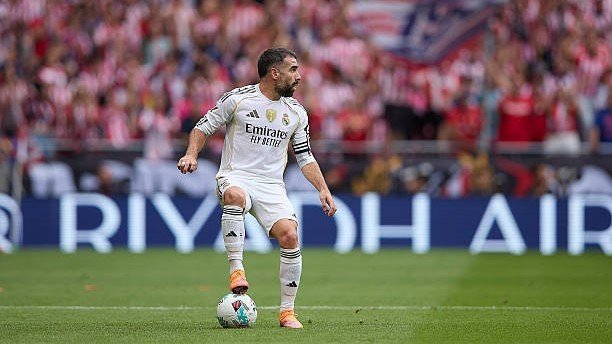 "Реал" икки юлдуздан қутулишни режалаштирмоқда