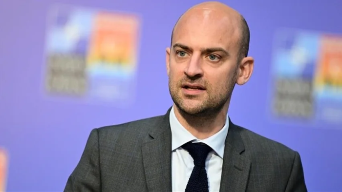 Франция Ғазо секторидаги қочқинларни қабул қилиш дастурини вақтинча тўхтатди