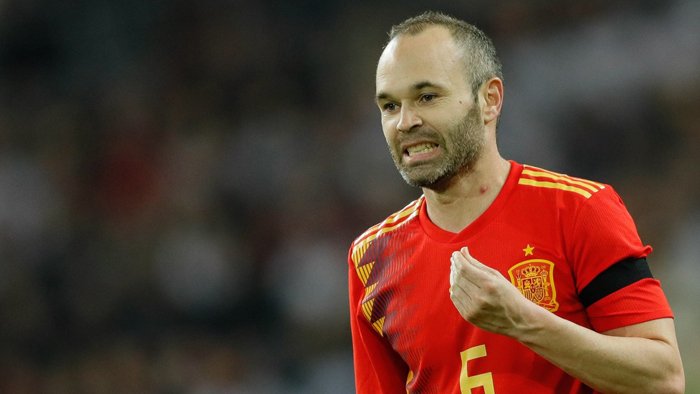 Иньеста Мессини энг севимли 5 футболчиси қаторига қўшмади