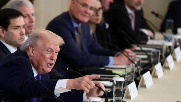  Tramp Putinni Maduro kabi qo‘lga olish amaliyotini o‘tkazishga zarurat yo‘qligini aytdi