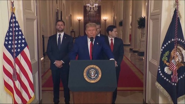 AQSh Eronning harbiy kemalarini qo‘lga olish o‘rniga yo‘q qilmoqda