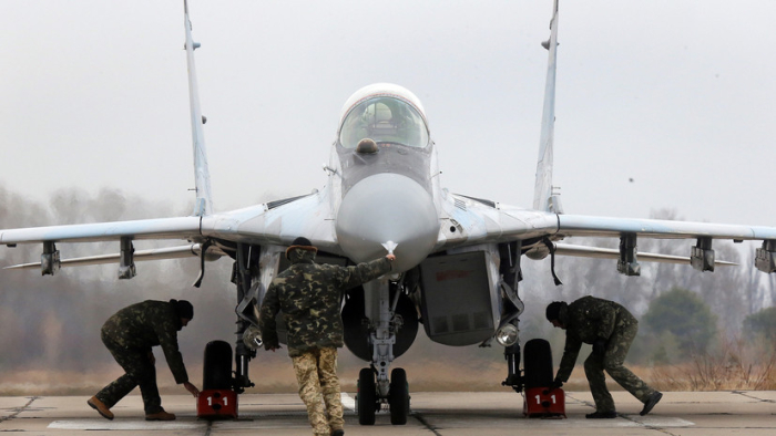 Polsha yaqin haftalarda o‘zining MiG-29 qiruvchi samolyotlarini Ukrainaga topshirishni rejalashtirmoqda