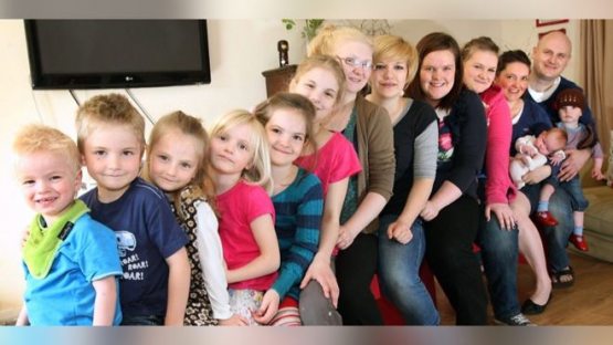 Uxlayotgan odamlarning külotlari ostidan mushuk Shaxsiy porno rasmlarni tomosha qiling