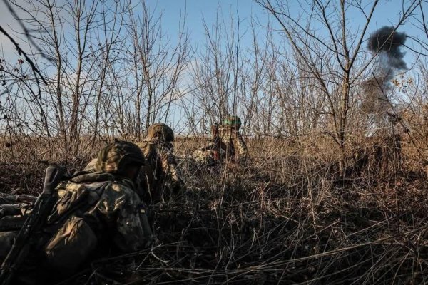 Украина икки шаҳарни қўлдан бой бериш хавфи остида