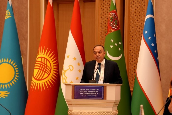 Э. Арипов: Марказий Осиё дунё билан ҳамкорликнинг янги моделини шакллантирмоқда